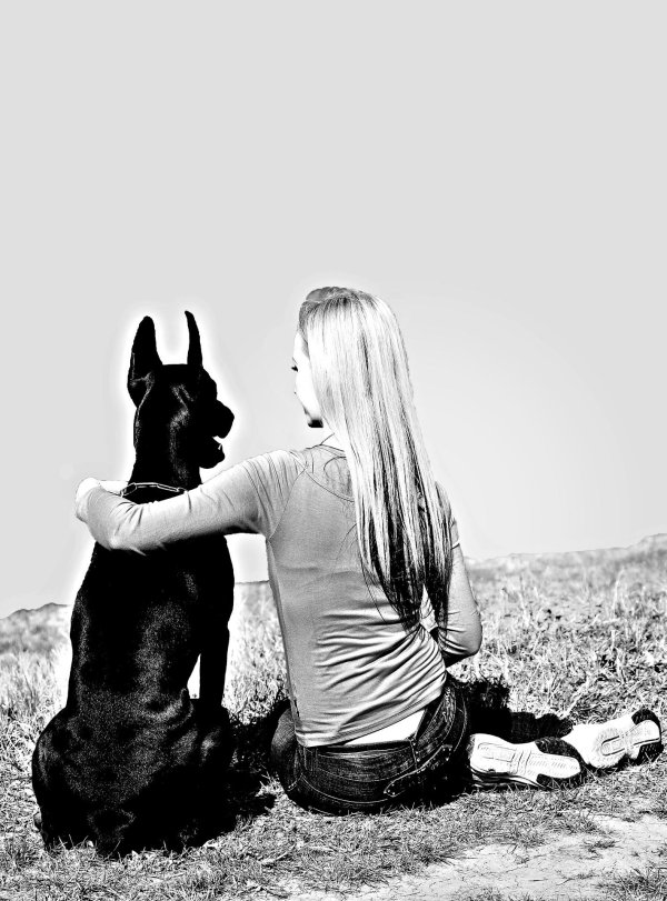 Девушка с собакой