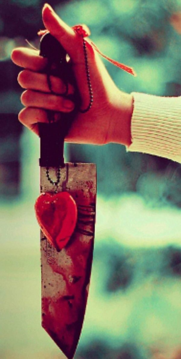 Разбитое сердце девушка