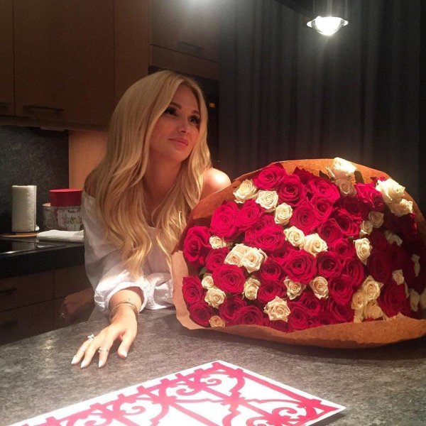 виктория лопырева