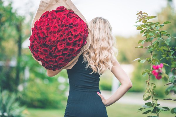 101 красная роза