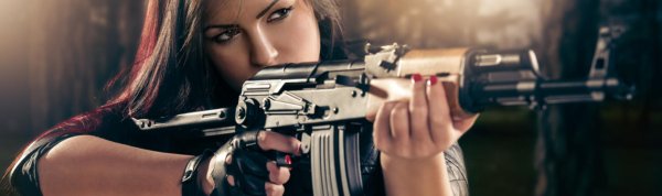 Девушка с пистолетом