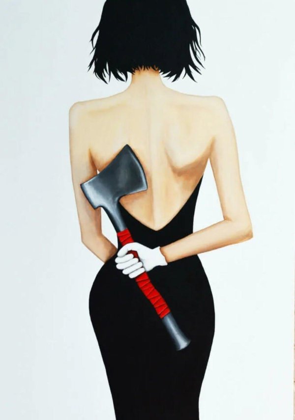 Девушка с ножом