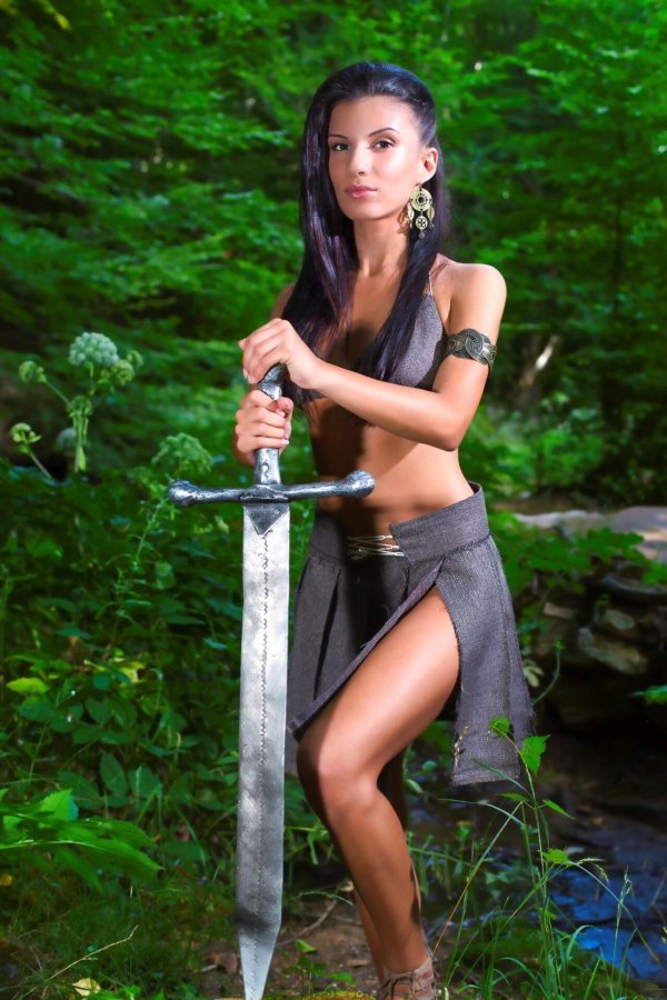 С девушками амазонками