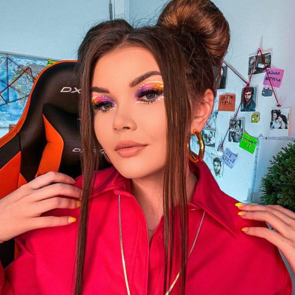 Лена самая девушка