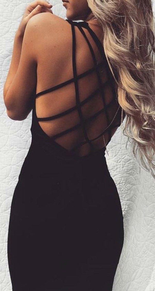 Девушка на спине