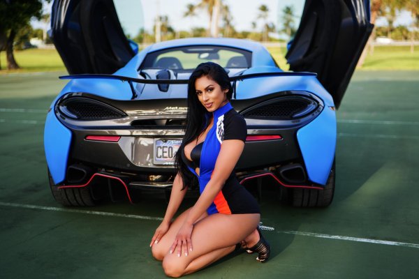 С крутыми девушками