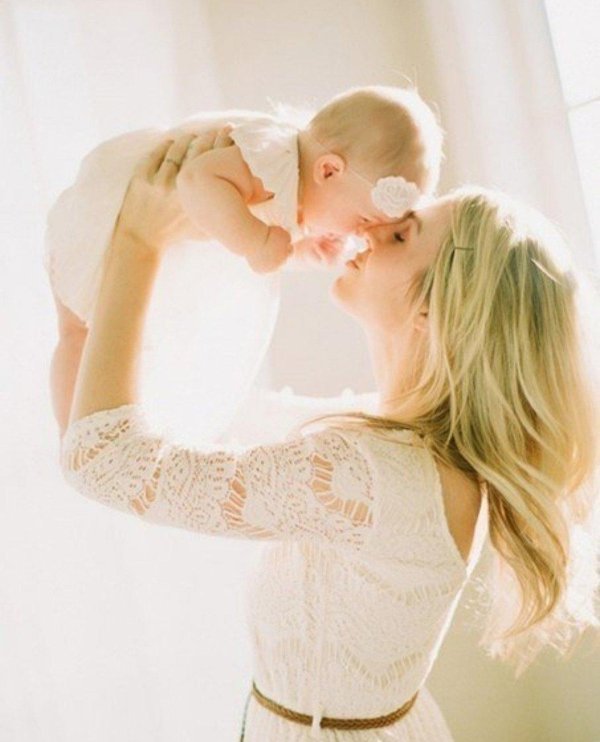 Девушка с ребенком