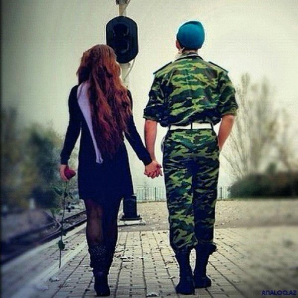 Солдат и девушка