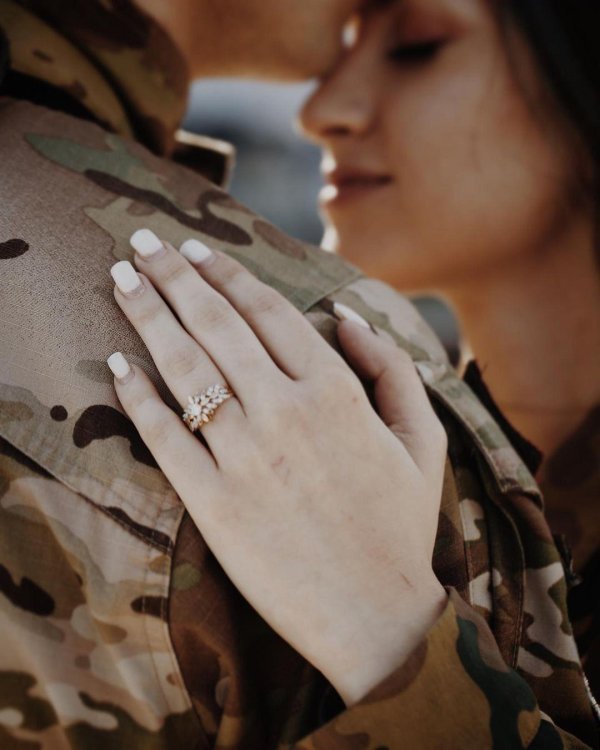 Солдат и девушка