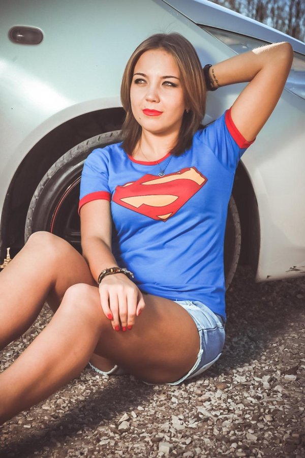 Тачки с девушками