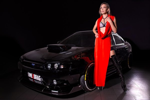 Тачки с девушками