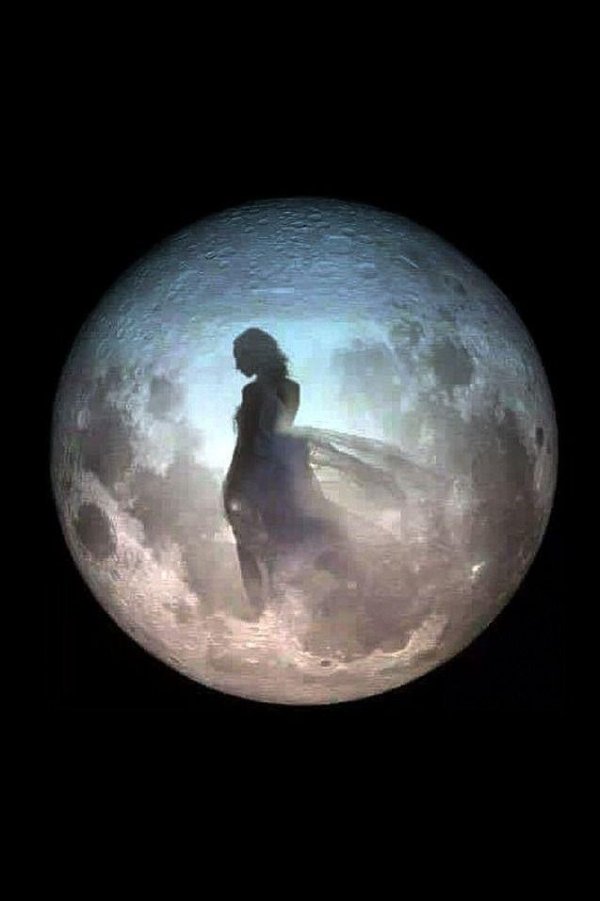 Полнолуние и девушка