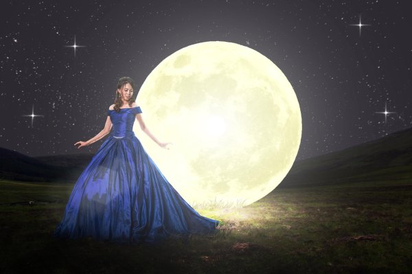 Полнолуние и девушка