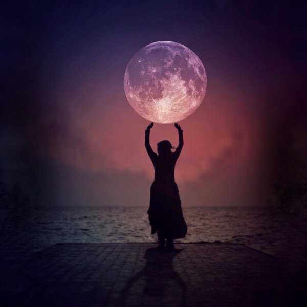 Полнолуние и девушка