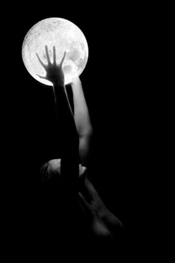 Полнолуние и девушка