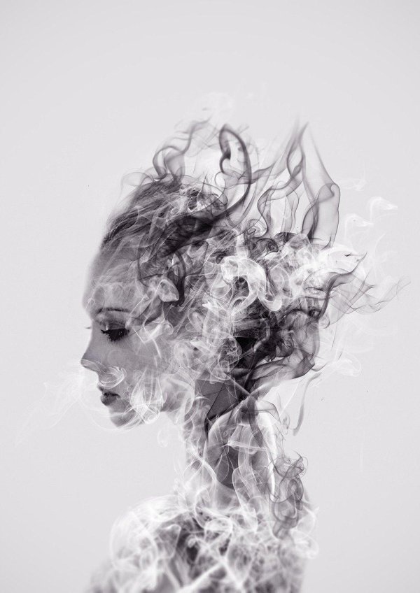 Дым и девушка