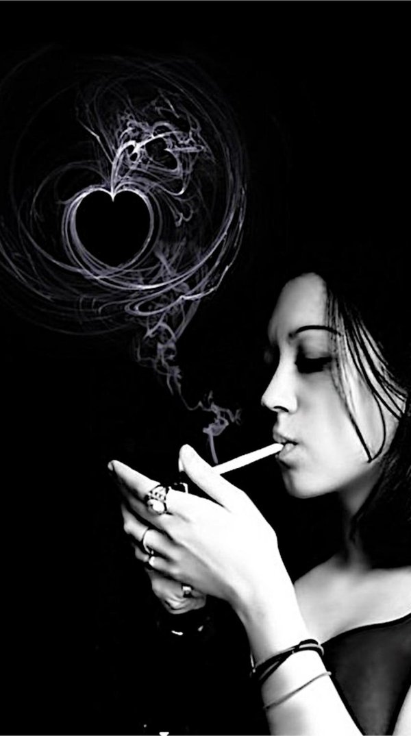 Дым и девушка