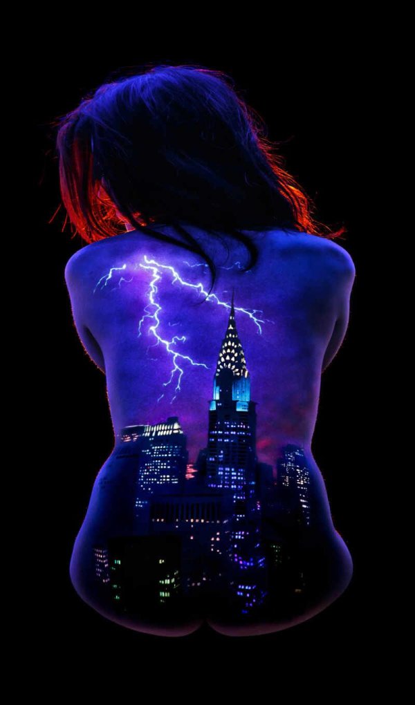 Девушка и молния