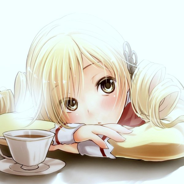 Аниме девушка блондинка