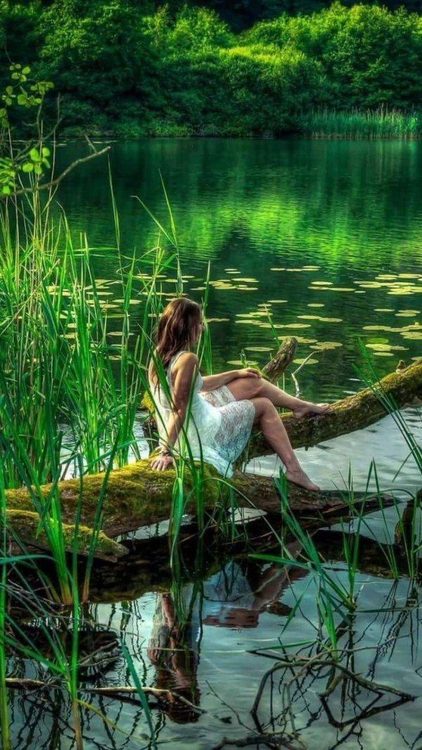 С девушками и природой