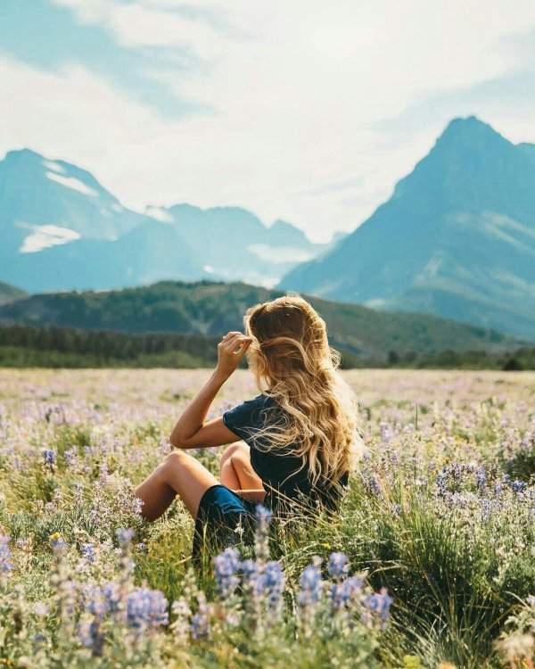 С девушками и природой