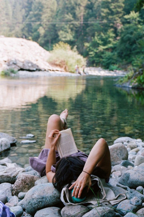 С девушками и природой