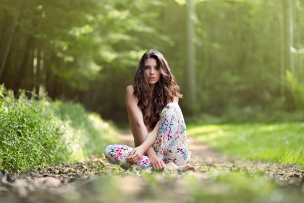 С девушками на природе