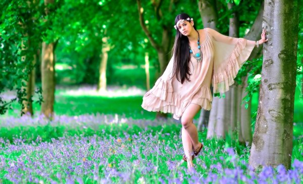 С девушками на природе