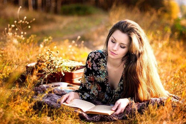 С девушками на природе