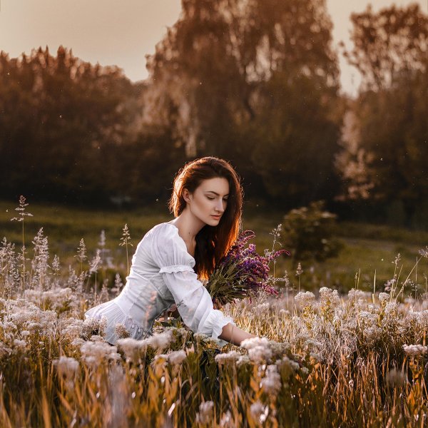 С девушками на природе