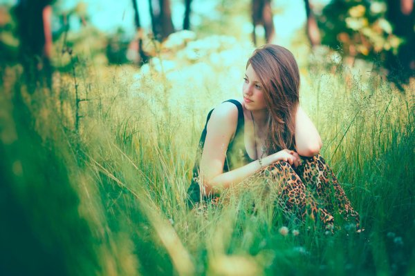 С девушками на природе