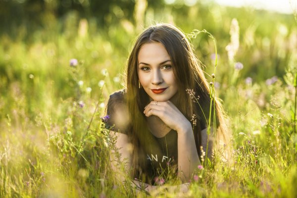 С девушками на природе