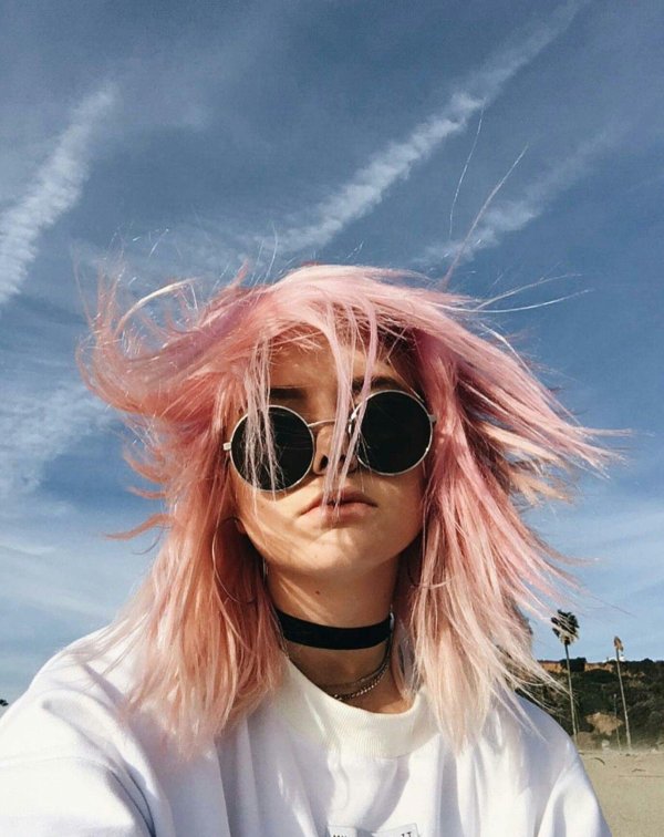 Девушка на аву эстетика