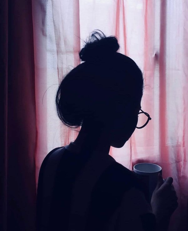 Девушка на аву эстетика