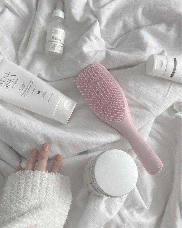 Девушка на аву эстетика