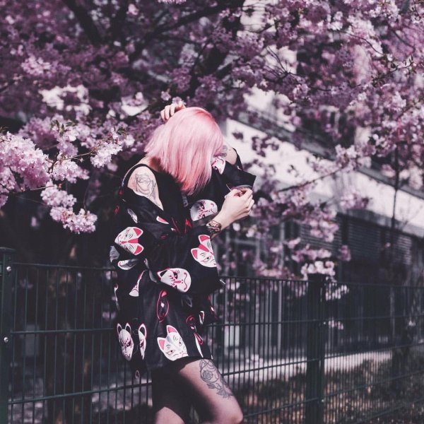 Девушка на аву эстетика