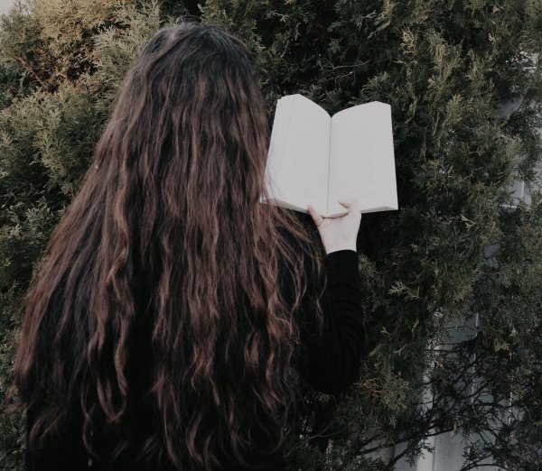 Девушка на аву эстетика