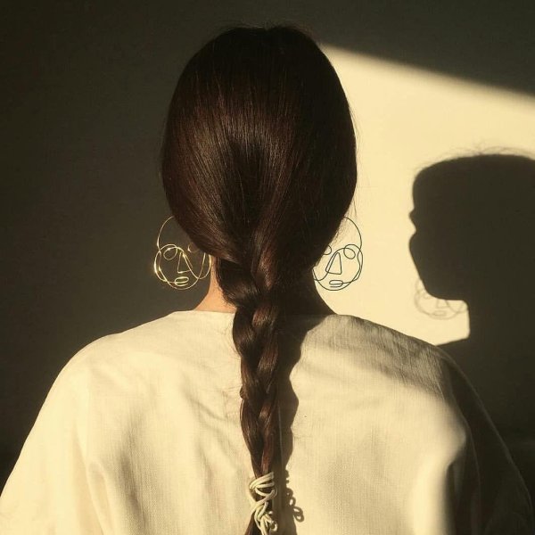 Девушка на аву эстетика