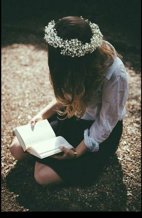 Девушка на аву эстетика