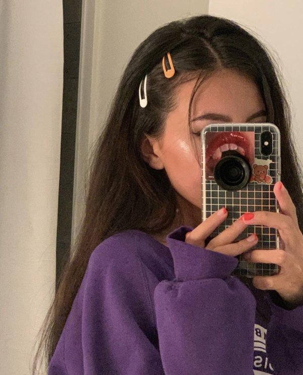 Девушка на аву эстетика