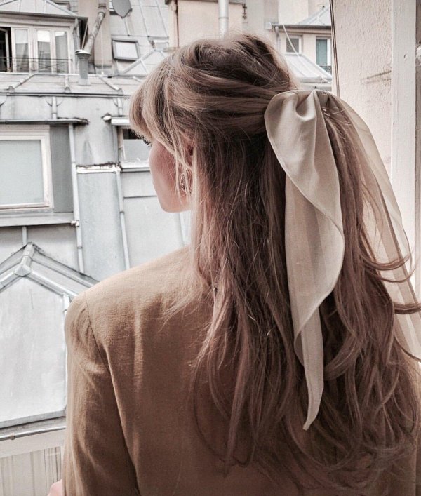 Девушка на аву эстетика