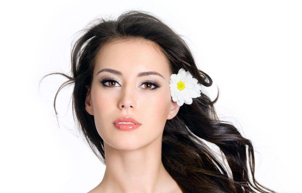 Девушка на белом фоне