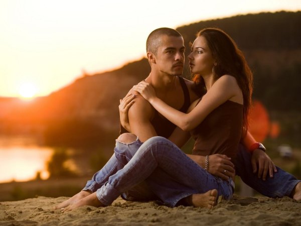 Про любовь парень девушка