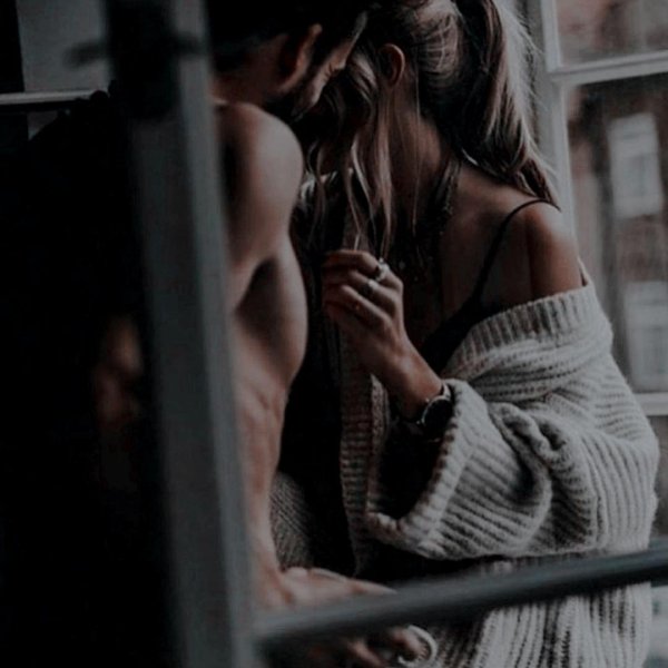 Про любовь парень девушка