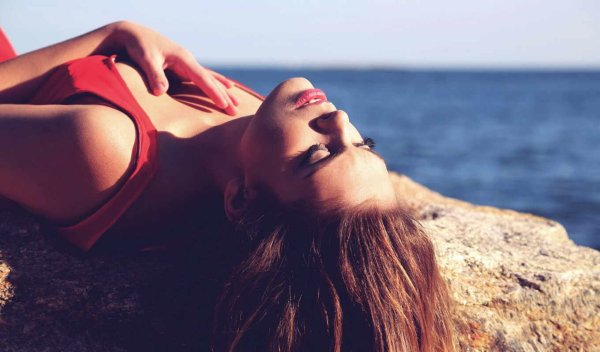 С девушками на рабочий стол большие