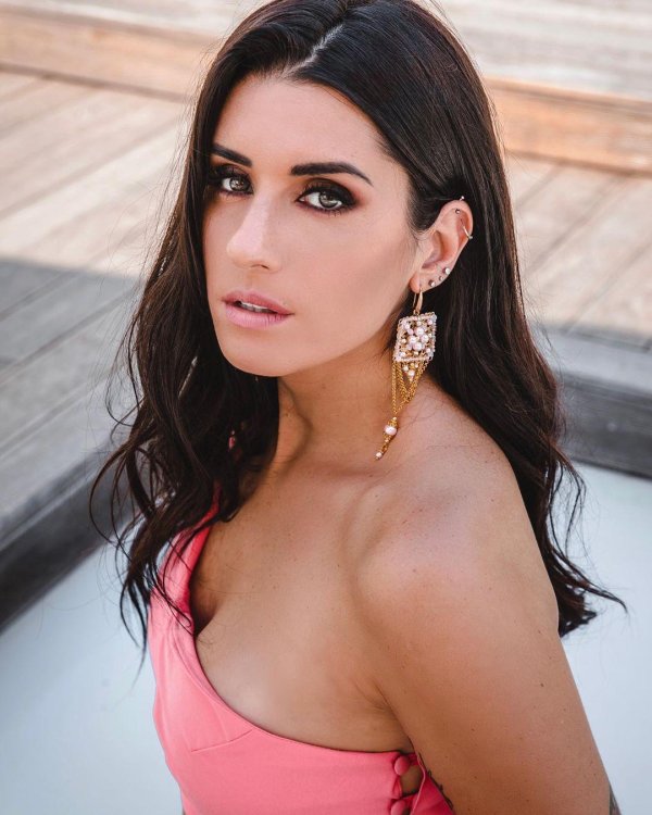 Валентина девушка