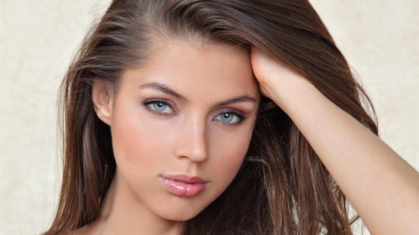 Валентина девушка