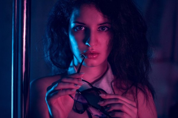 Света девушка