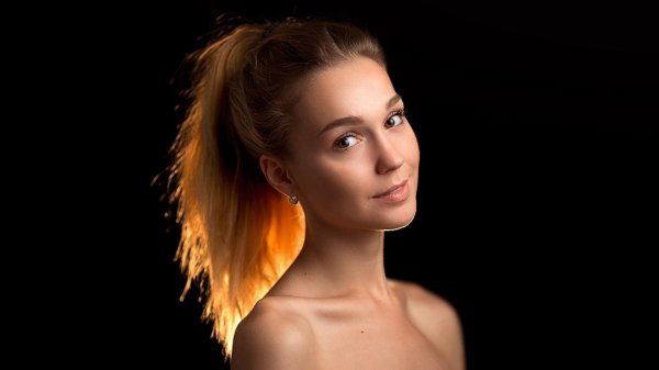 Света девушка