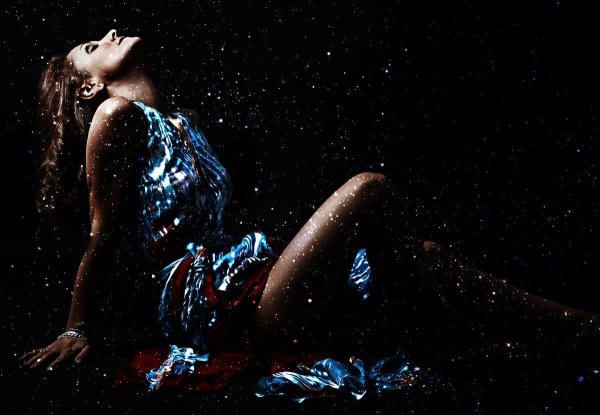 Света девушка